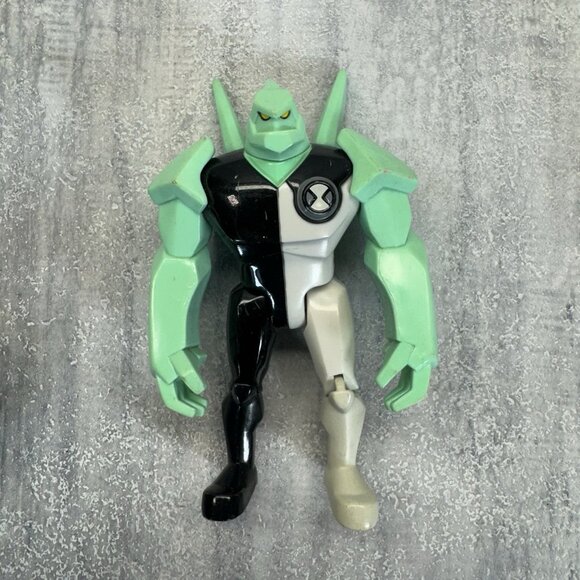 BEN 10 Upgrade + Diamondhead Action Figure 4" 2006 Cartoon Network Bandai Figure - Picture 2 of 6